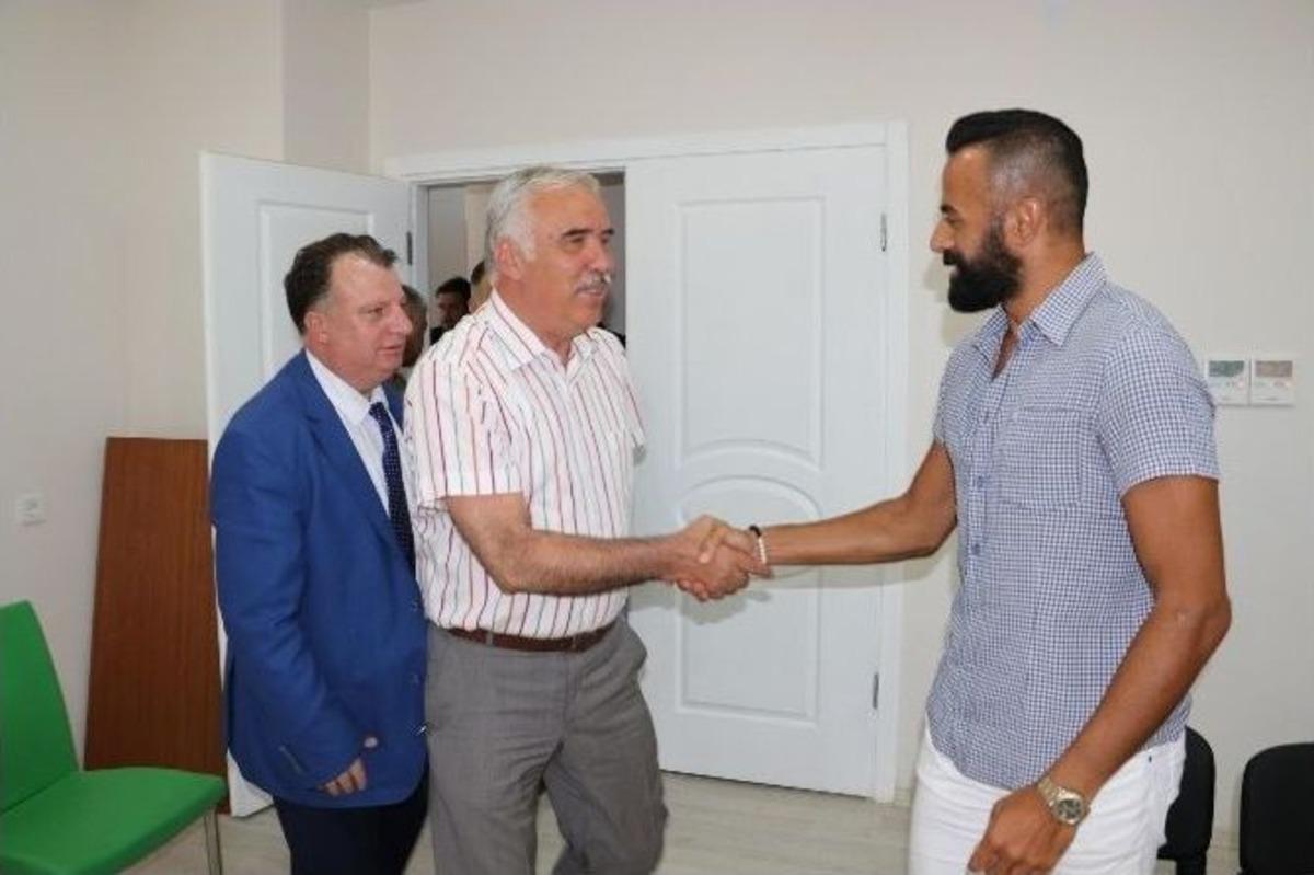 Manisa B&uuml;y&uuml;kşehir Belediyespor Sezonu A&ccedil;tı