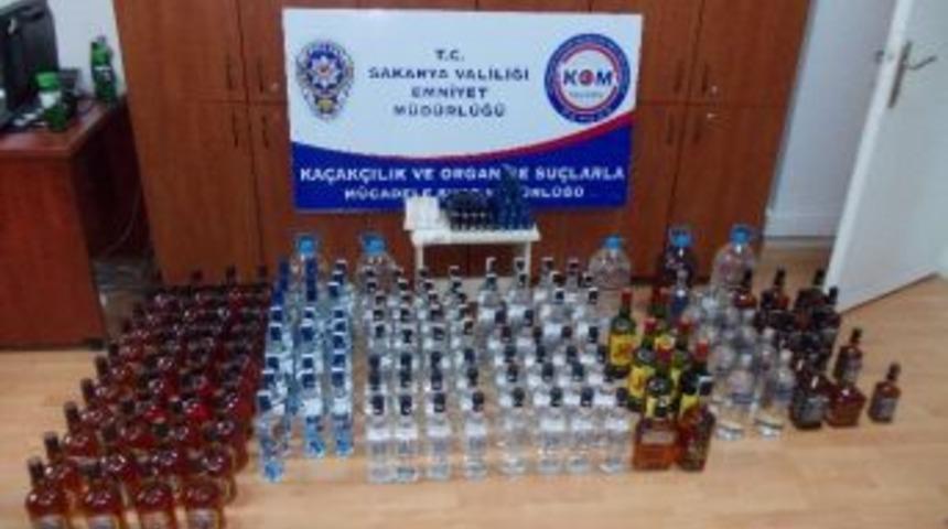 Sakarya&rsquo;da 161 Şişe Ka&ccedil;ak İ&ccedil;ki Ele Ge&ccedil;irildi