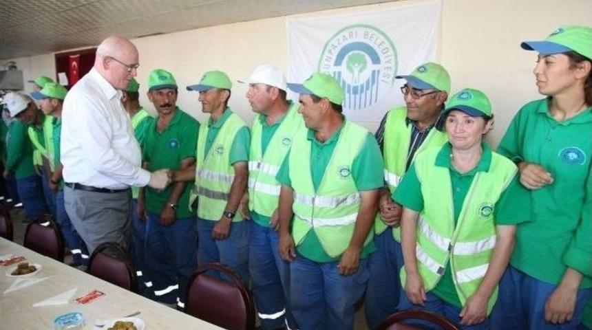 Başkan Kurt, İş&ccedil;iler İle Bayramlaşmaya Devam Ediyor