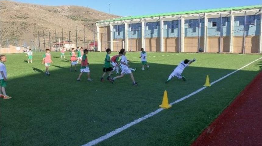 Yahyalı Belediyesi 3. Yaz Okulu A&ccedil;ıldı