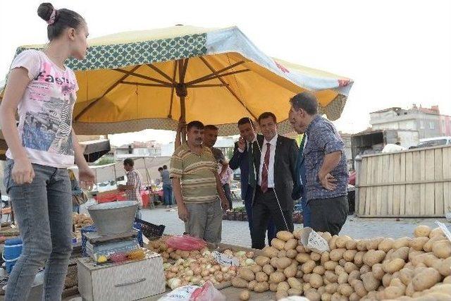 Başkan Yılmaz, Pazarcıyı İhmal Etmiyor