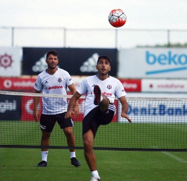 Beşiktaş’ta Neşeli Antrenman