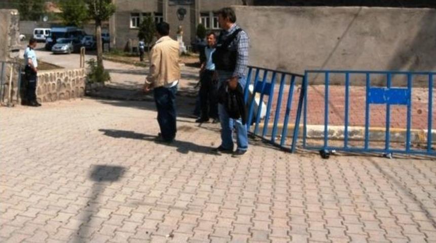 Diyadin&rsquo;de Operasyon: 18 G&ouml;zaltı