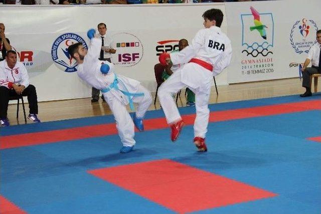 Dünya Okul Sporları Olimpiyatları Karate Müsabakaları İle Başladı