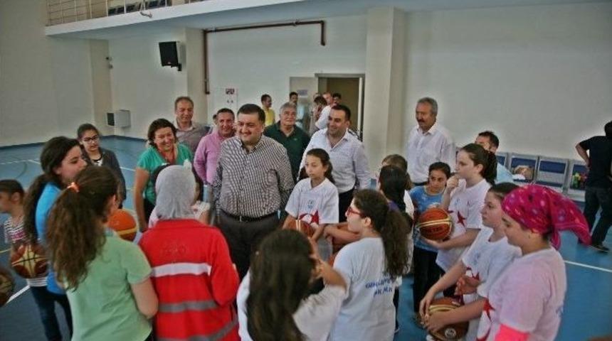 Ak Parti Milletvekili Karal&rsquo;dan Yaz Spor Okulları&rsquo;na Ziyaret