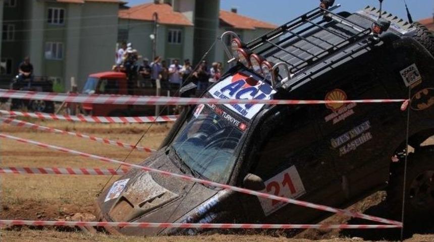 Off Road Yarışları Nefes Kesti