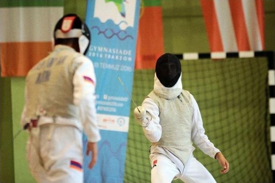 D&uuml;nya Okul Sporları Olimpiyatları&rsquo;nda Eskrim Heyecanı