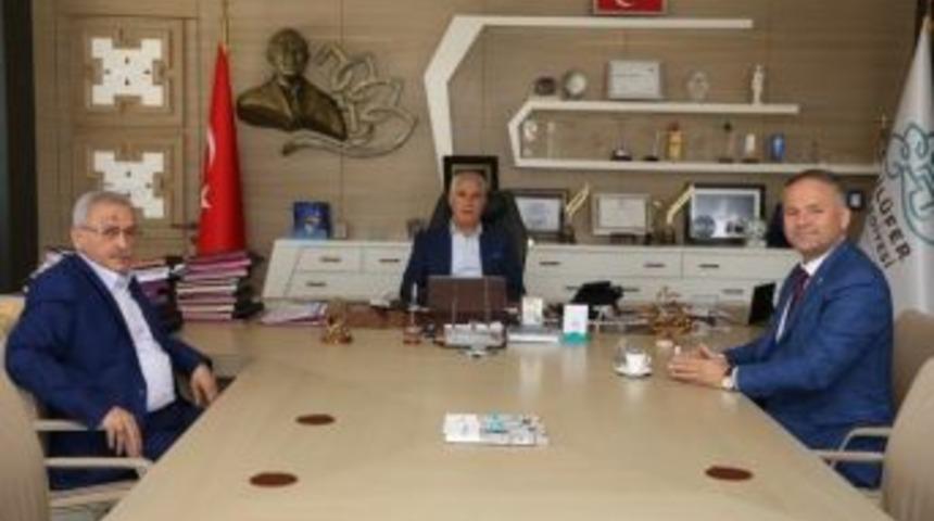 Bozbey Nil&uuml;fer&rsquo;in Projelerini T&uuml;rker&rsquo;e Anlattı