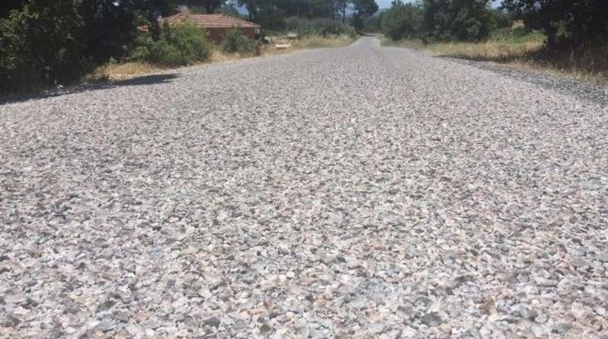 B&uuml;y&uuml;kşehir G&ouml;rdes Yollarını Asfaltlıyor