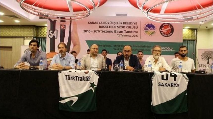 Milli Basketbolcu Kerem G&ouml;nl&uuml;m Sakarya İle S&ouml;zleşme İmzaladı