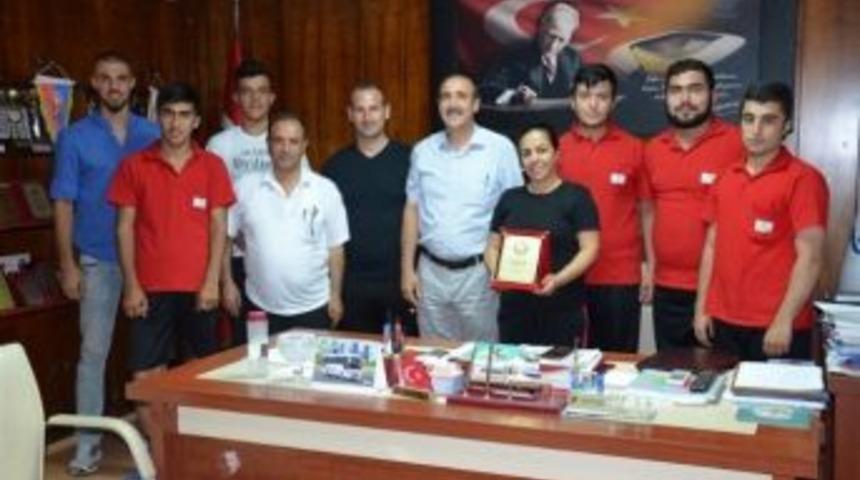 Malatyalı Hentbolcuların B&uuml;y&uuml;k Başarısı