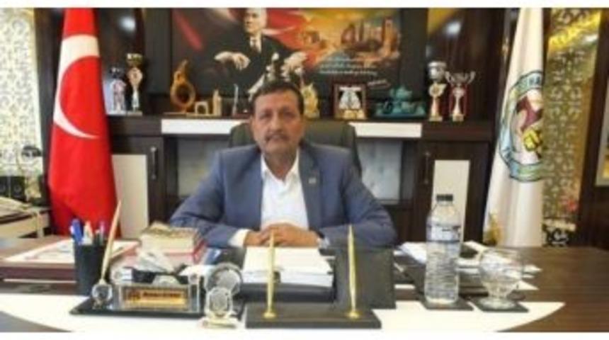 &Ouml;zyavuz Başkanlık Sistemini Anlatmaya Devam Ediyor