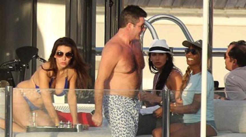 Haremiyle g&ouml;r&uuml;nt&uuml;lendi