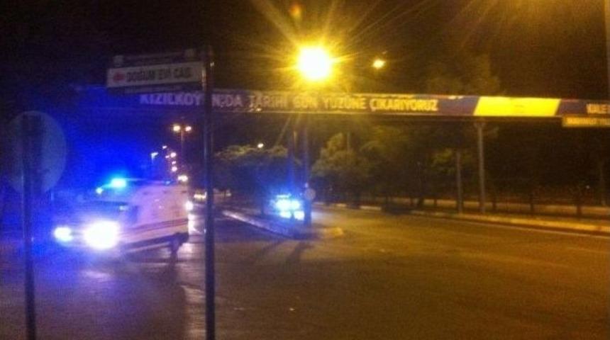 Bunalıma Giren Kadın &Uuml;st Ge&ccedil;itten Yola Atladı