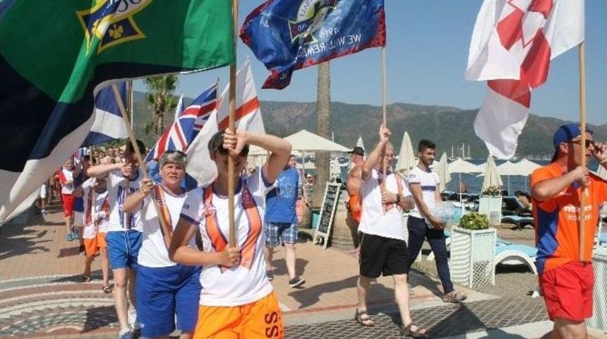 İsko&ccedil; Turistler Kardeşlik Y&uuml;r&uuml;y&uuml;ş&uuml;nde Ter&ouml;re Meydan Okudu