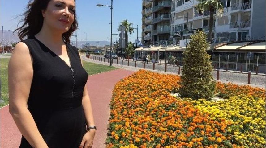 Mühendisliği Değil Sahneleri Sevdi