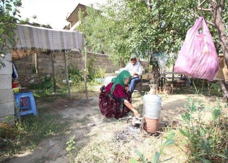 (özel Haber) Bölgedeki Çatışmalardan İkinci Kez Evleri Yıkıldı G1