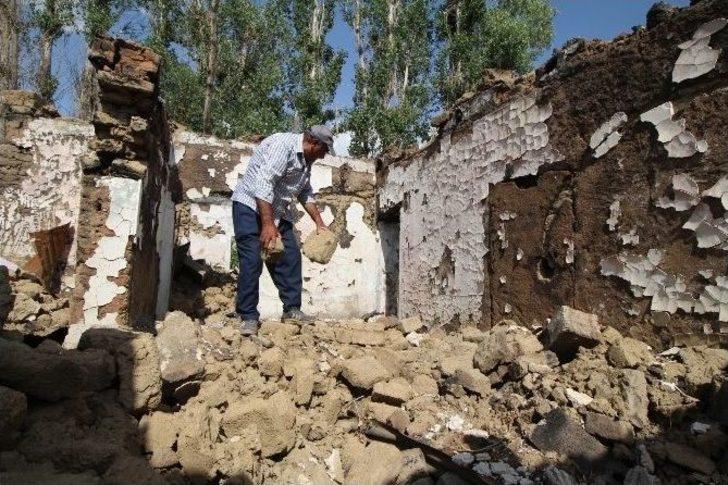 (özel Haber) Bölgedeki Çatışmalardan İkinci Kez Evleri Yıkıldı G4