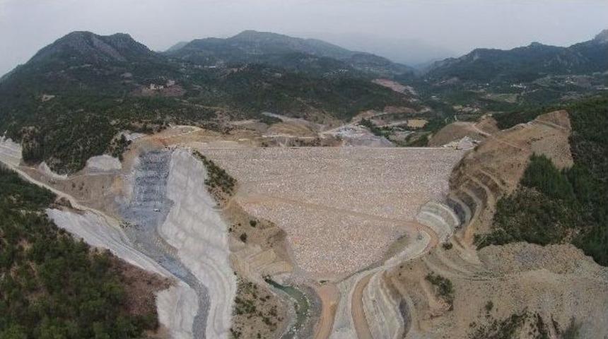 G&ouml;k&ccedil;eler Barajı&rsquo;nda &Ccedil;alışmalar Devam Ediyor