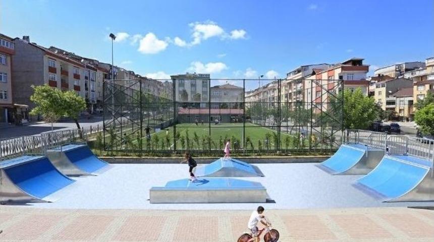 Sultangazi&rsquo;de Parklar Yenilendi
