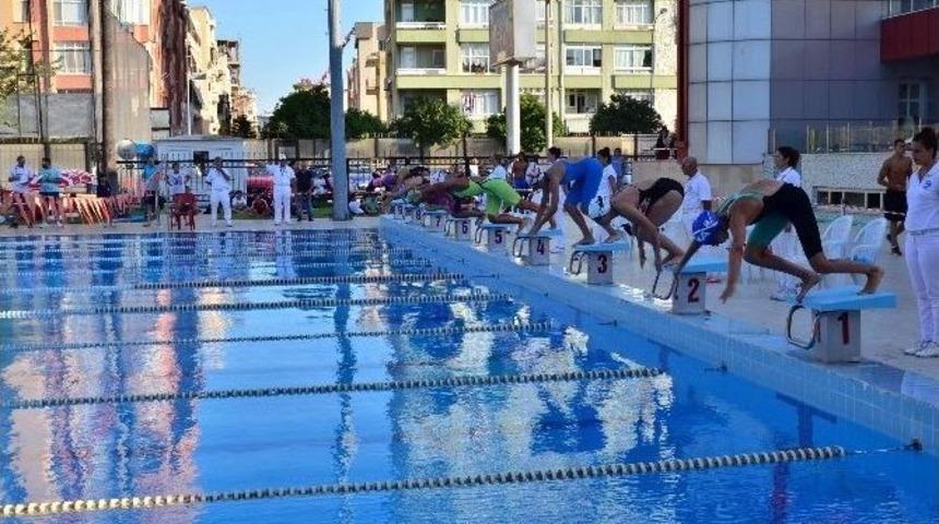 Kabotaj Bayramı Ve T&uuml;rkiye Yıldızlar Y&uuml;zme Şampiyonası Baraj Ge&ccedil;me M&uuml;sabakaları
