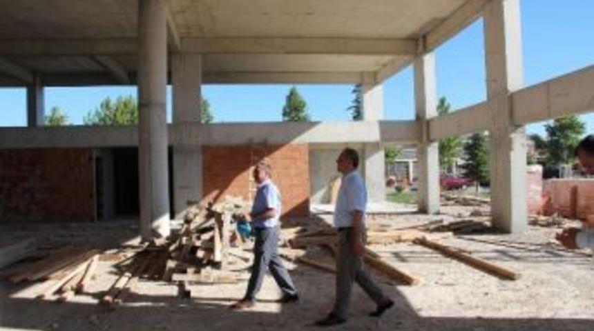 Suluova&rsquo;da Yeni Otogar İnşaatı S&uuml;r&uuml;yor