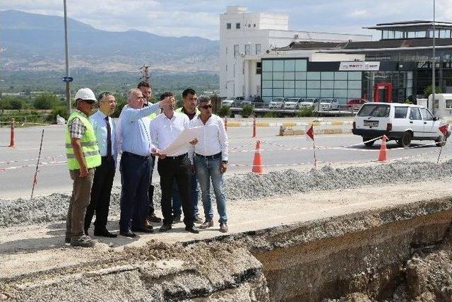 Köprülü Kavşakta Yüzde 70 Tamamlandı