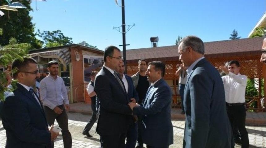 Vali Toprak&rsquo;tan P&uuml;t&uuml;rge İl&ccedil;esine Ziyaret