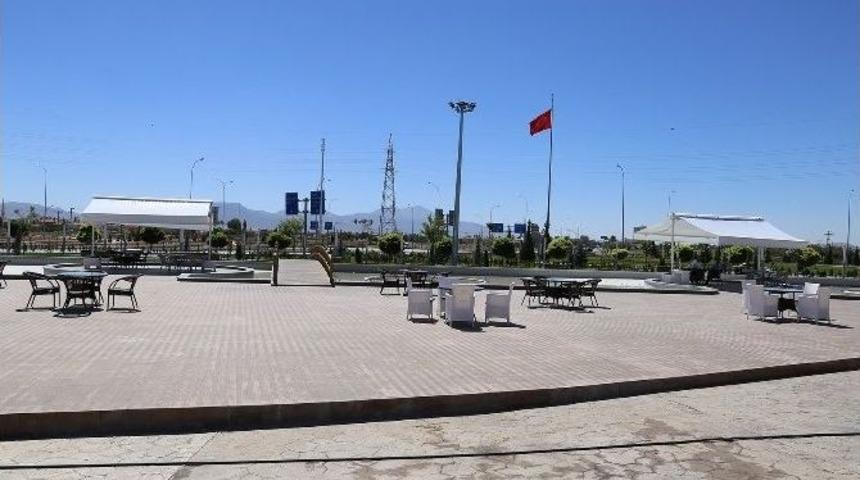 Necmettin Erbakan Parkı&rsquo;nda Kafeterya Hizmete Girdi