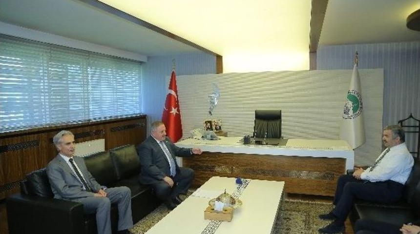 Osb Başkanı Nursa&ccedil;an, Başkan &Ccedil;elik&rsquo;i Ziyaret Etti