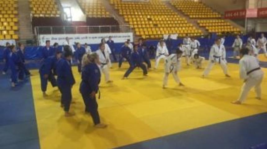 Judocular Ortak &Ccedil;alışma Kampında Buluştu