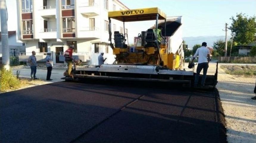 Hamidiye Ve Konukoğlu&rsquo;nda Asfalt Ve Yama &Ccedil;alışmaları S&uuml;r&uuml;yor