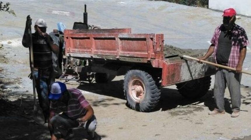 Kırkağa&ccedil; Kuyucak&rsquo;ta &Ccedil;ifte Hizmet