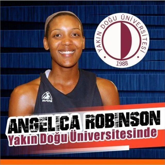 Angelica Robinson Yakın Doğu Üniversitesi’nde