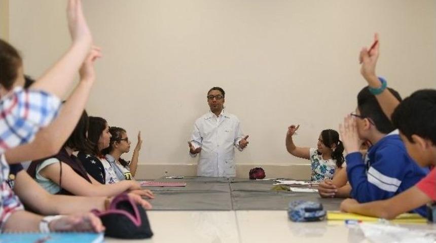 B&uuml;y&uuml;kşehir Yaz Tatilinde &Ouml;ğrencilerin Yanında