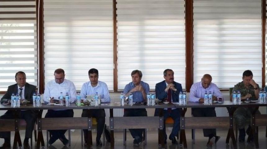 Adilcevaz&rsquo;da &lsquo;il Danışma Ve Koordinasyon&rsquo; Toplantısı