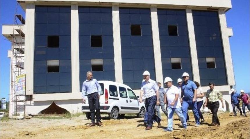 Sinop &Uuml;niversitesi İlahiyat Fak&uuml;ltesi İnşaatında Sona Gelindi