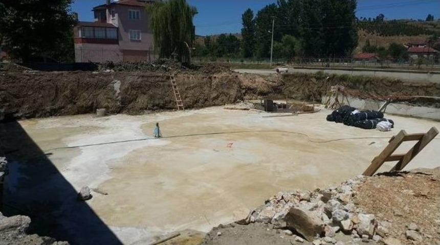 Boz&uuml;y&uuml;k Fen Lisesi Erkek Pansiyonunun Temeli Atıldı