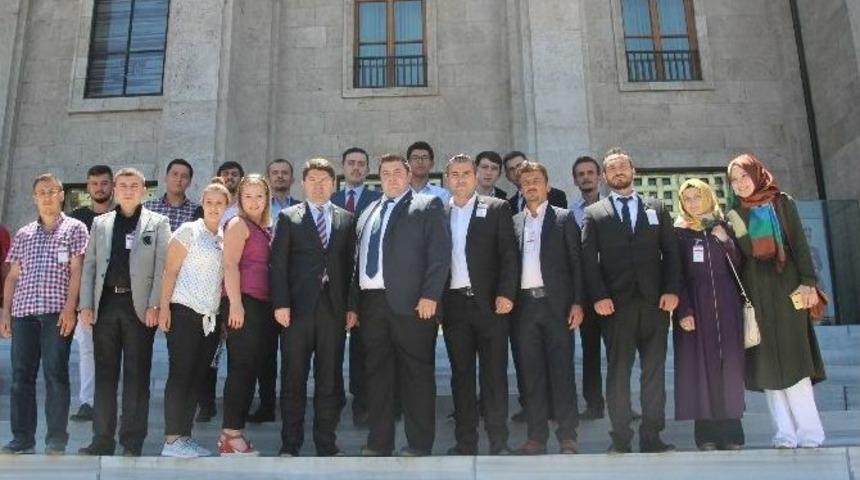 Ak Partili Gen&ccedil;ler Meclisi Gezdi