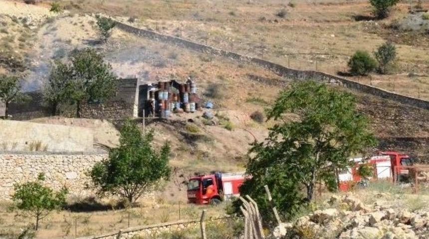 Eski Havai Fişek Deposunda Patlama