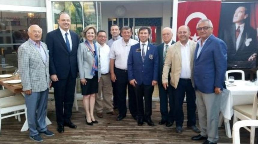 Konak Rotary&rsquo;de Yeni Başkan Meltem Onay