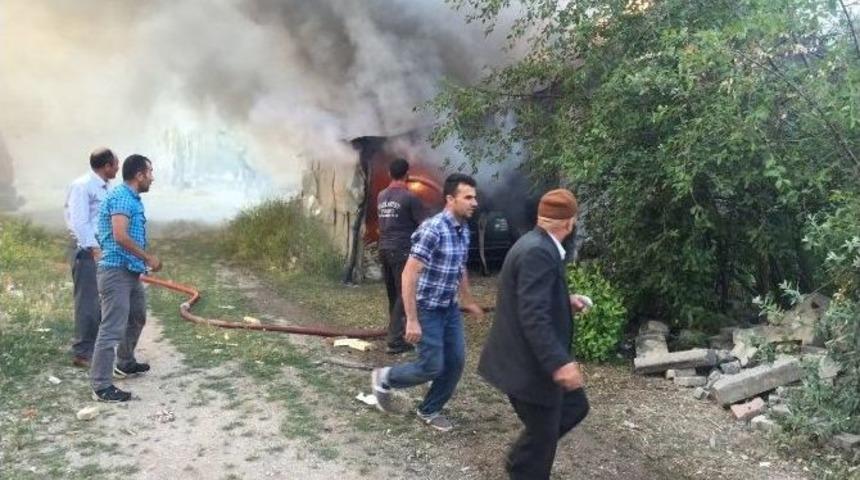 Patnos&rsquo;ta Garaj Yangını