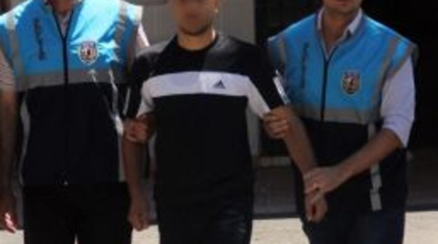 Meclis &Uuml;yesini Vuran Zanlı Yakalandı