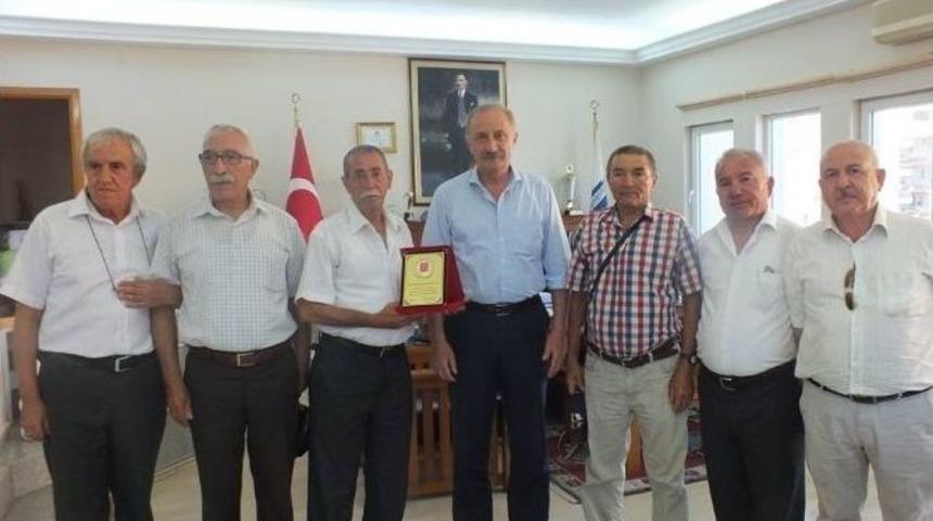 Didimli Gazilerden Kaymakam Ve Baskana Nezaket Ziyareti