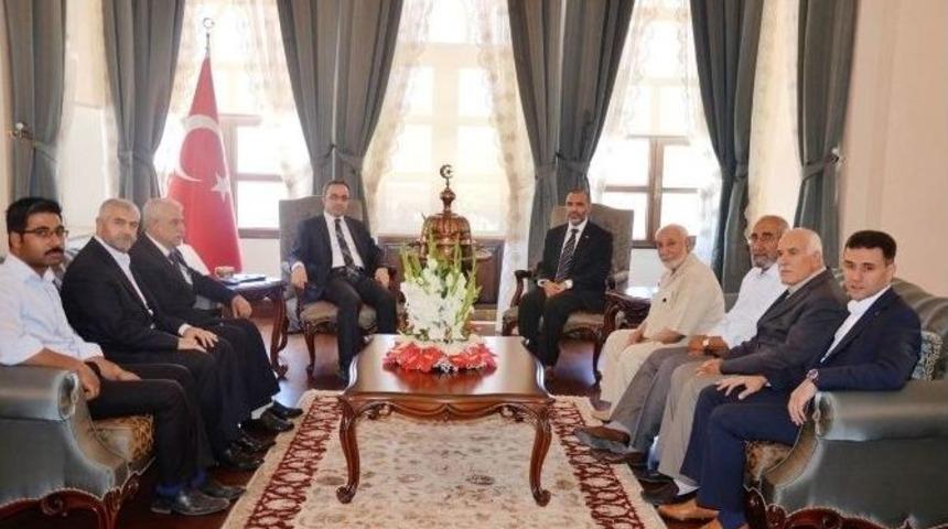 Saadet Partisi İl Teşkilatından Vali &Ccedil;ataklı&rsquo;ya Ziyaret