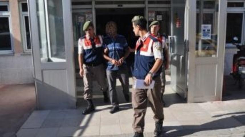 D&uuml;ğ&uuml;nde &rsquo;m&uuml;zik Kestirme Kavgası&rsquo; Kanlı Bitti