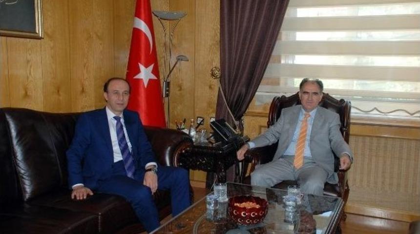 Vali Abdullah Erin&rsquo;den Kahramanmaraş Valisi Vahdettin &Ouml;zkan&rsquo;a Ziyaret