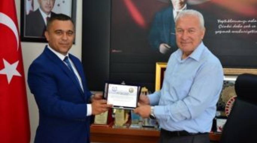 Belediye İş&ccedil;ilerine Zam Yapıldı