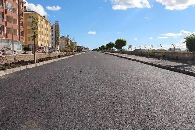 Kars&rsquo;ta Asfalt &Ccedil;alışmaları Hız Kesmeden Devam Ediyor 1