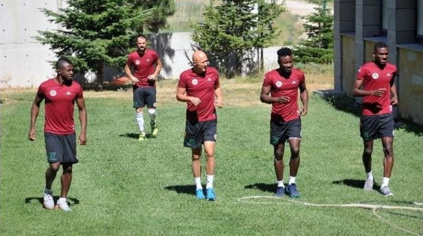 Alanyaspor Davraz&rsquo;da G&uuml;&ccedil; Depoluyor